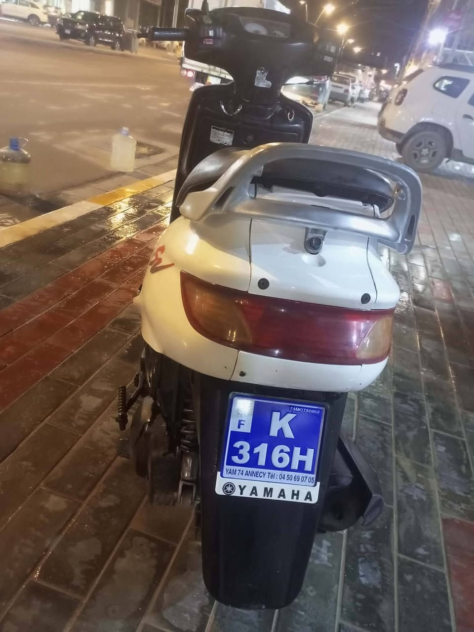 السلام عليكم شلونكم شباب دراجه فراشه للبيع نضيف الدراجه المكينة الكفرات جديده الدرا ما نقصها اي شي الكهربائية كلها شغاله الدراجه تشتغل سلف وهندر كامل من كل شي جاهز الدراجه نضيف شغاله شلع ومعدل السعر 370وبيها مجال المكان الحله جمعية قرب حديقه الحيوانات رقم الهاتف ***********موجود وتساب وخاص وبيكم خير وتدللون
