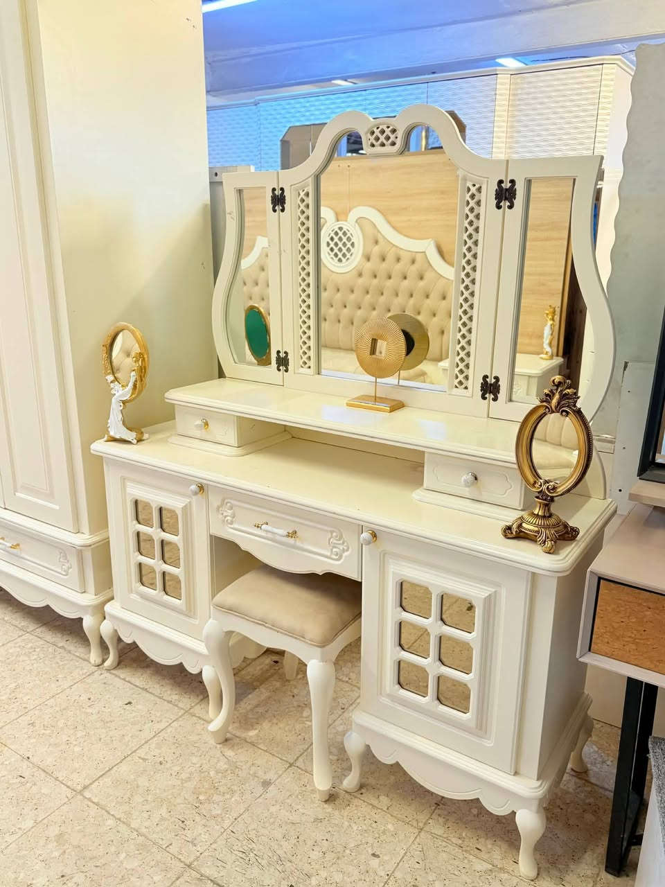 غرفه تركي كانتري اصلي استخدام قليل
شد ونقل مجاني داخل بغداد يتوفر توصيل محافضات


**إذا كنت صاحب هذا الإعلان وتريد حذفه لأي سبب، رجاءا أرسل رسالة إلى الدعم الفني**