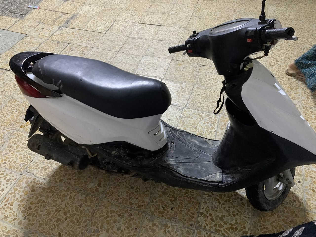 السلام عليكم دراجه بريز لايت فوك دراجه تخبل نكره التشغيله مالته السعر 550 وبيه مجال حك الجيه مكاني بغداد مدينه الصدر *********** رقمي
