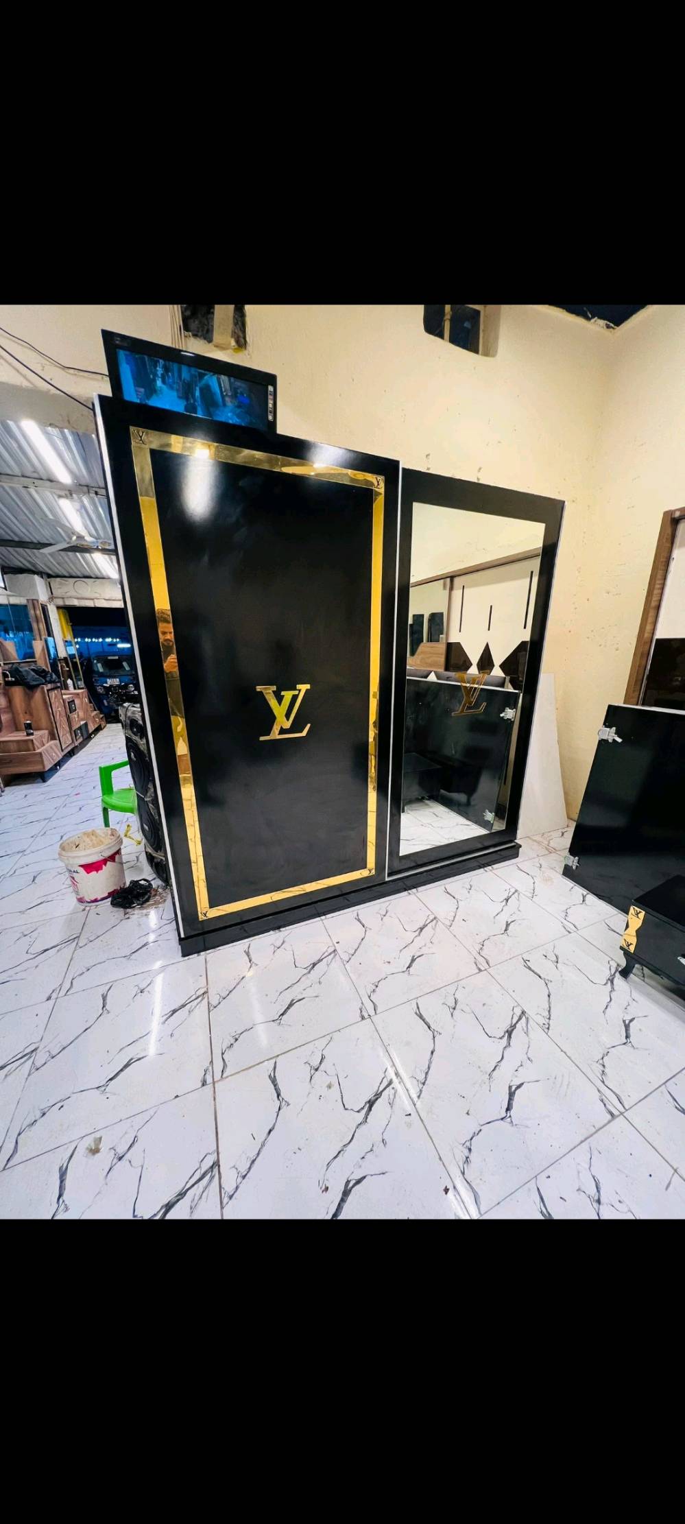 ٥ قطع اخت جديد نضيفة حيييل 