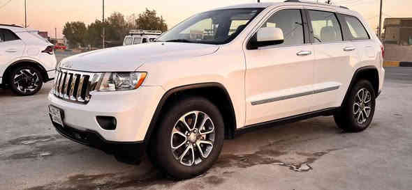 سلام عليكم شباب جيب لاريدو موديل 2011 
سياره بيه جاملغ الخلفي بي ضربه خفيفه 
والباقي كفاله من كير مكينه حداديه الله شاهد قبل 15 يوم من بدلته ماميه وخلفيه الله شاهد سياره حلوه ومامتعوبه 
تجي وشوف بعينك مكان سياره ميسان العماره السعر 175وبيه مجال الستفسار الزيد تصل عله الرقم *********** خادمكم حمودي ابو سكينه مامتواجده بل فيس
