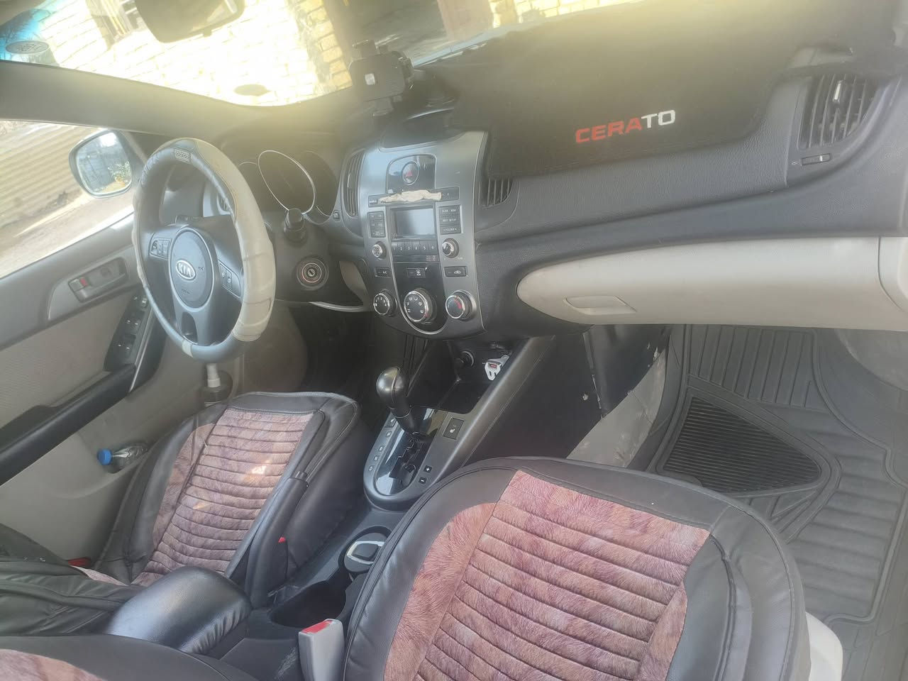 • 1600 دوش رقم انكليزي اربيل 
 • كير ومكينة وكشر مكفولات عدا الگص
• تبريد  تدفئة شغال
• السنوية اصلية ورقم الشاصي مطابق
• دوشمة جديدة ارضية جلد
• السيارة اخت الجديدة السعر 45


**إذا كنت صاحب هذا الإعلان وتريد حذفه لأي سبب، رجاءا أرسل رسالة إلى الدعم الفني**