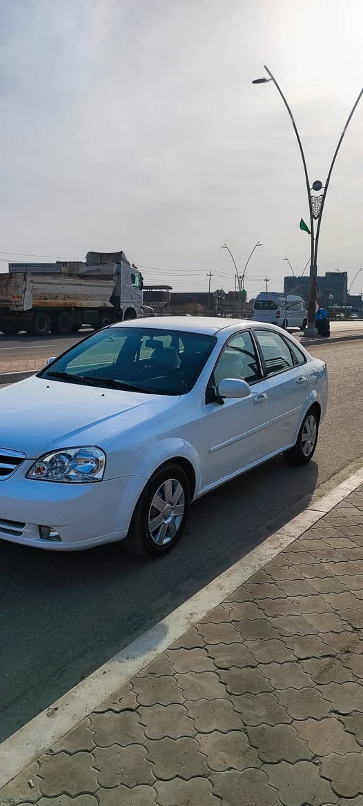 اوبتره للبيع موديل2012رقم بصره تحويل مباشر السياره بيه صبغ قليل كلش كفاله من ضربه تخم تاير حداديه كير مكينه جاهزه كلش احله من الصوره  مكاني بصره شط العرب سعر70وبيه مجال 
هاتف***********
