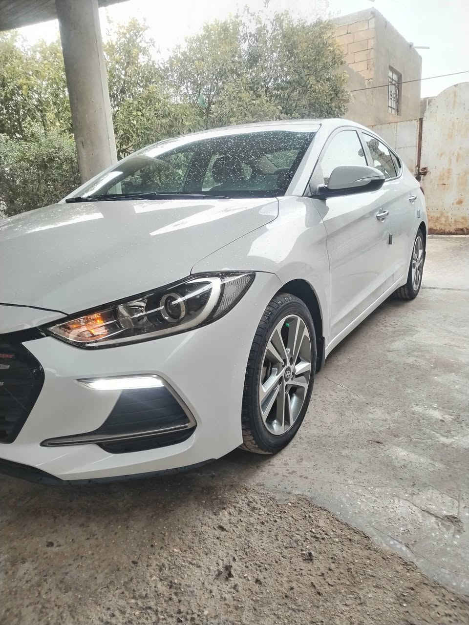 سلام عليكم للبيع الانتره 2019 سوبر خليجي رقم بغداد انكليزي
(سياره مكفوله كفاله عامه) (ماشيه92)
فول مواصفات واحد علئ واحد
-فتحه سلايت +شاشه كامره امامي خلفي+حساسات امامي خلفي +خمسه ويل كب17كروم +انضمة قياده +يدات نيكل +كير محرك وحداديه مكفولة).
(سياره بعدهي زيرو خير من الله)
السعر :167وبيه مجال
رقم الهاتف :***********
مكان :(كربلاء طويريج)
