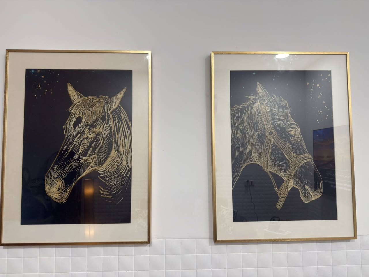 مرحباً للبيع المستعجل
جداً مضيفات و كلهن من هوم سنتر ثقيل جداً و طلاء ثابت 
كلفوني اكثر من مليون  
أبيعهم كلهم ب 450  

و الثريا هدية مع براكيتات ثنين جديدات مامستخدمة .


**إذا كنت صاحب هذا الإعلان وتريد حذفه لأي سبب، رجاءا أرسل رسالة إلى الدعم الفني**