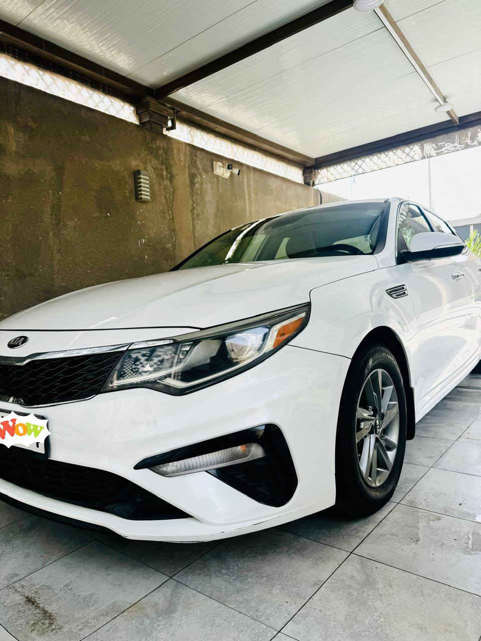 السلام عليكم
كيا اوبتيما 2019 كلين تايتل (كفالة عامه)
-رادار امامي - خلفي
-تحديد مسار
-شاشة كبيره (ابل كار بلي)
-حساس ضغط الأطارات
-نقط عمياء
-كشن السائق مساج
-وضعيات قيادة 
للأستفسار
***********
