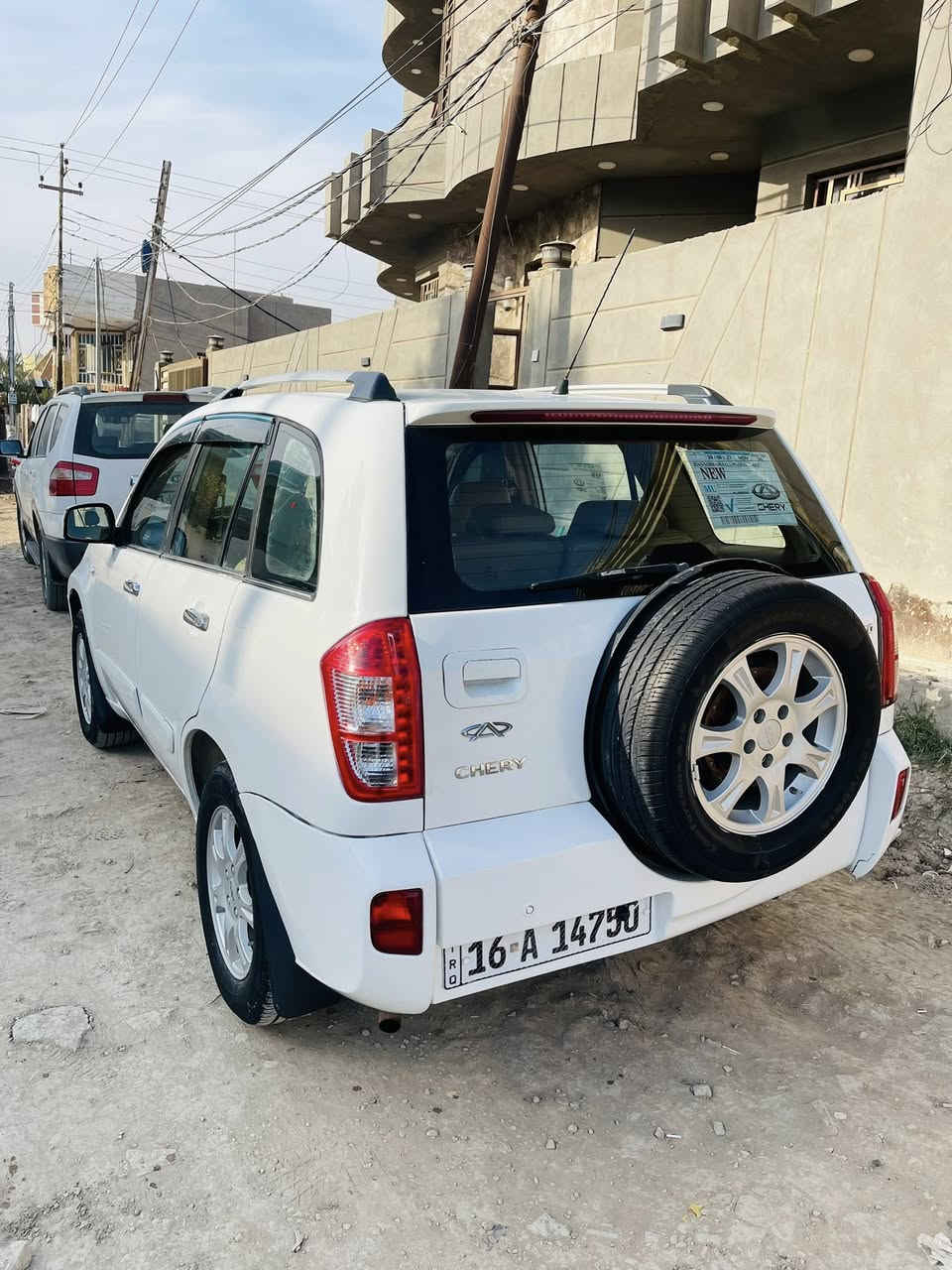 السلام عليكم 
تيكو ٢٠١٣ رقم قادسيه 
محرك مضبوط
گير كلج جديد 
حداديه اماميه مضبوطه
تخم تاير جديد
ملگط خياس بيدي
تبريد شغال 
بيع او مراوس حسب القناعه 
مكاني الديوانيه ام الخيل
للاتصال ***********
السعر ٥٣
