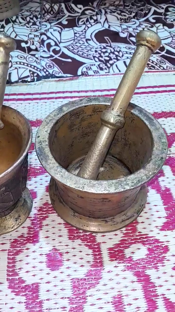 من رخصة الدمن متاح هاونات اثنين قديمات سعرهن ١٣٠


**إذا كنت صاحب هذا الإعلان وتريد حذفه لأي سبب، رجاءا أرسل رسالة إلى الدعم الفني**
