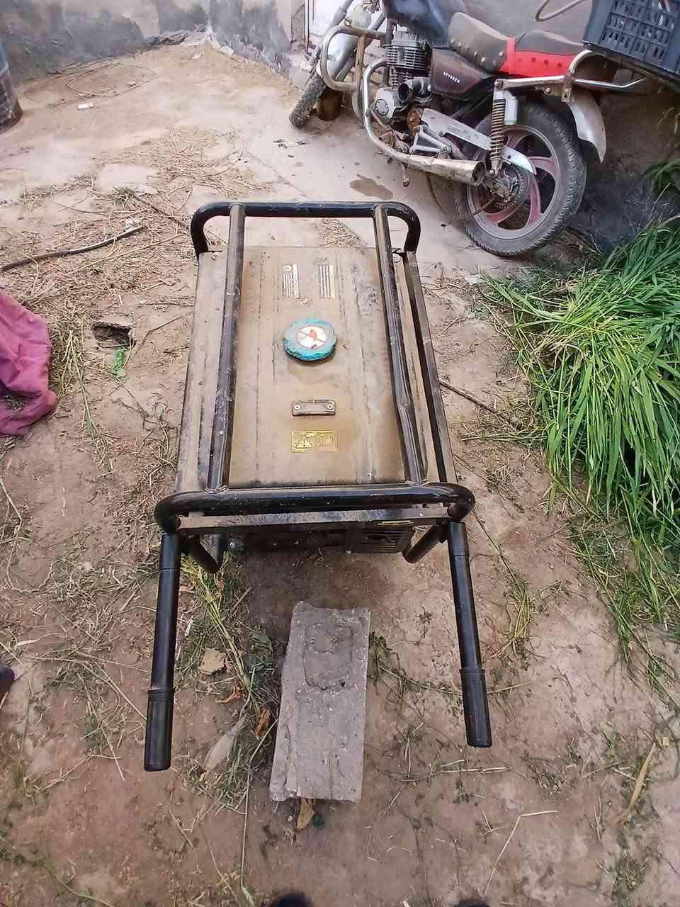 السلام عليكم اخوان مولد استره كوري جديده مشتغله شهر فقط ٢٩ امبير السعر ٥٠٠ رقم الهاتف *********** العنوان بابل
