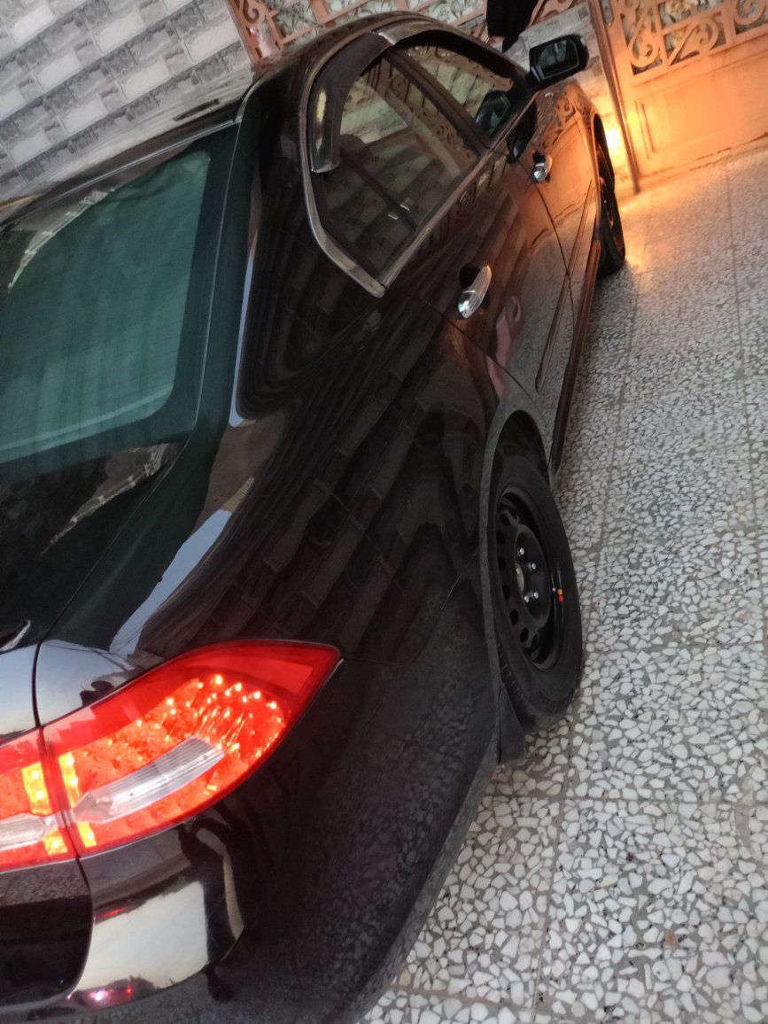 عندي اوبتيما موديل 10 وبأسمي رقم اربيل سنويه جديده 2030 لانتهاء صبوغه حزام ابيع عام الون أسود 
عنواني كربلاء السعر 90قفل 
***********
