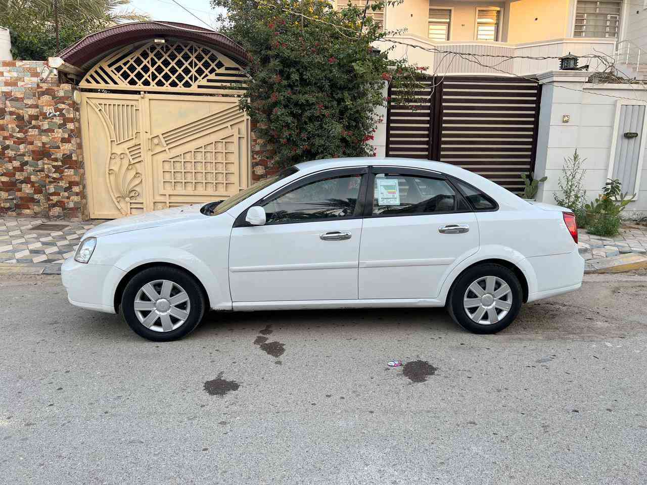 سلام عليكم سياره اوبتره خليجيه موديل ١١ رقم واسط دولي  مشروع وطني  سنويه لل ٢٨  كير ومكينه كفاله بالكارتون  بيها قطعين صبغ بدون ضرر سياره  حداديه صدر تبريد كله بشرط دواخل جديده كلش  تخم تاير تحكم مري شاشه  تاب   تحكم ستيرن كهربائيات كلها شغاله جرس الانذار ١٢٠ شغال  شرط السياره احلا من صور السعر٧٥ $ بيها مجال بسيط جدا مكان السياره واسط للاتصال ***********
