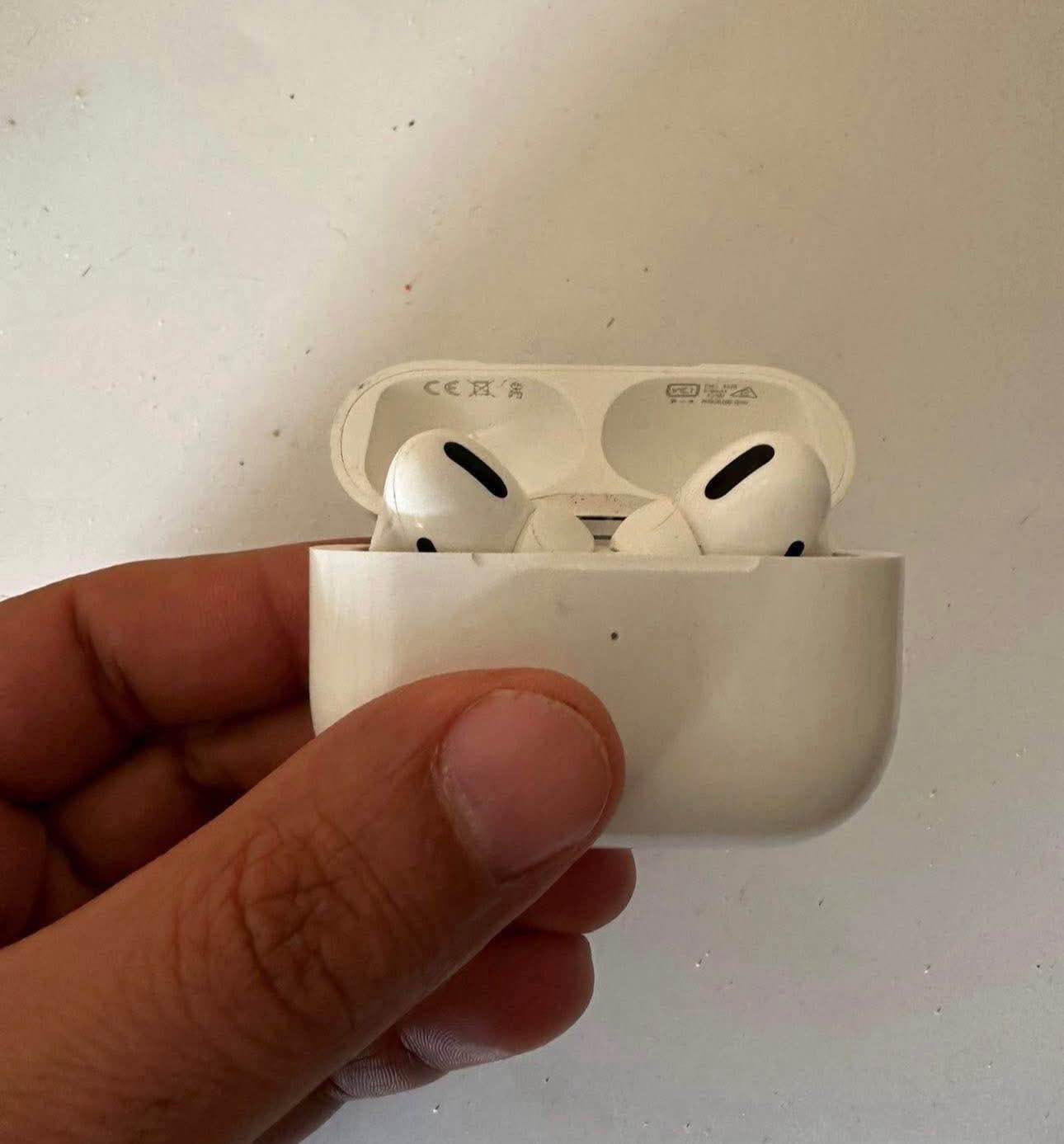 ايربوز جيل الثاني جدا نظيفة ستخدام شخصي السعر 150 او مراوس بساعه بدون ربلات اصلية يوجود توصيل لكل المحافظات القرنة, البصرة


**إذا كنت صاحب هذا الإعلان وتريد حذفه لأي سبب، رجاءا أرسل رسالة إلى الدعم الفني**