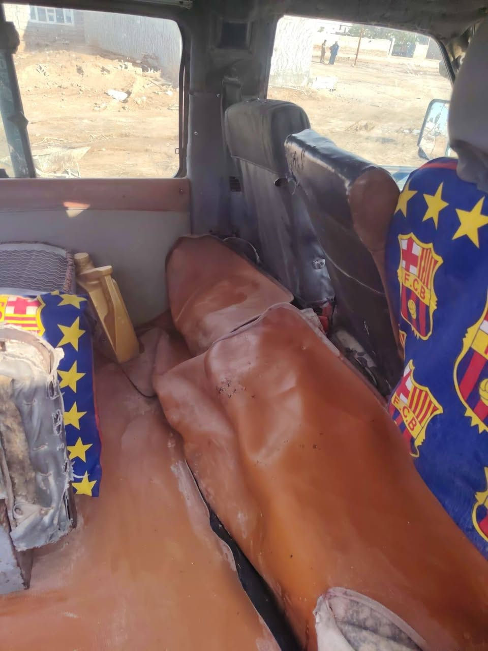 سلام عليكم كيه بسته البيع موديل ٩٤ رقم ديالئ ألماني مكينه بيها تبخير قليل بدون تنقيص شواصي نضاف كير بل جيس داخل حلو كشر حلو سلف دينمه باتري كلها جدد تحويل مباشر بم نوازل اكسل سياره جديده السعر ٢٧ وبيها العنوان ديالئ بلادروز ***********
