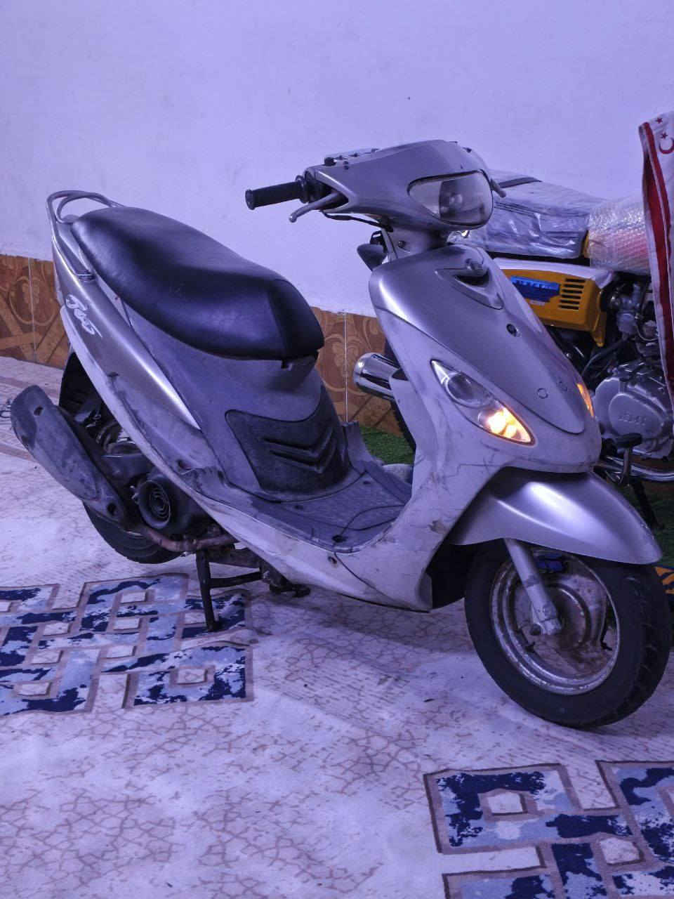 السلام عليكم دراجه ماكس للبيع مال حاويه متوازي على بيعتها مكينه بلاديه على وضع الحاويه المكان سماوه السعر خاص..
***********
