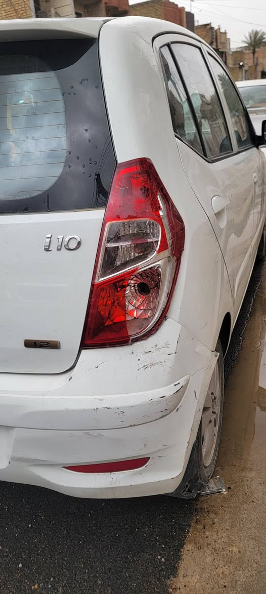 هواندي موديل ٢٠١٣ 
بااسمي 
سعر ٨٠
طخات بسيطه 
ماشية ٧٤
رقم تلفون ***********
مكان بغداد حي اور  قرب حسينة مصطفى
