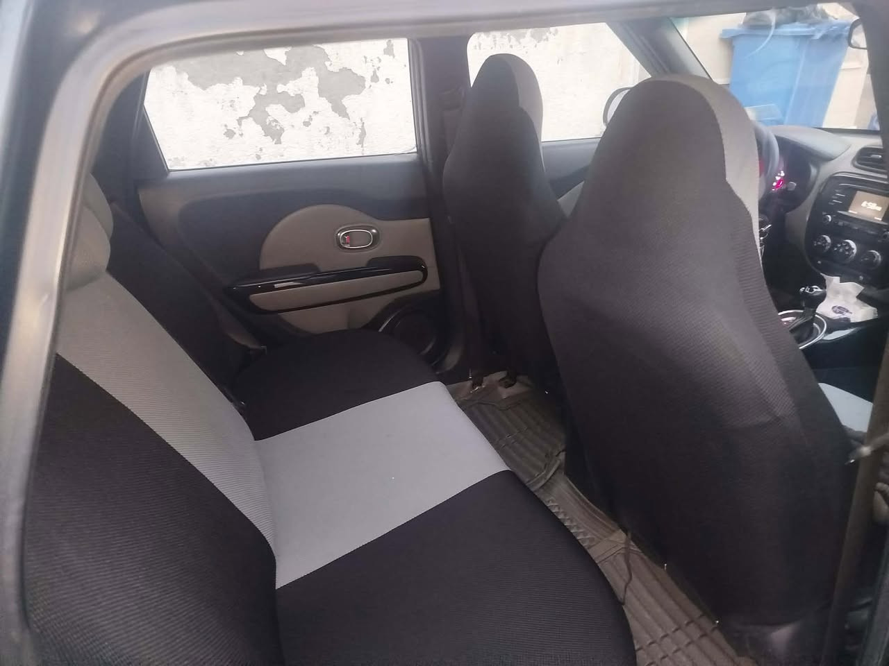 سلام عليكم
بيع فقط 
صول 2017
خليجي (كويتي )
مكينه 1600 دوش
مرايات شفط 
يده نيكل 
قماره بيضه بلادي 
كاعيه مفروشه جلد 
كامره دواره 
ماشيه 78الف حقيقي 
بنيد بدايه جراد
سعره 125 وبيها مجال للشراي 
***********
عنواني كوت مركز مدينه
