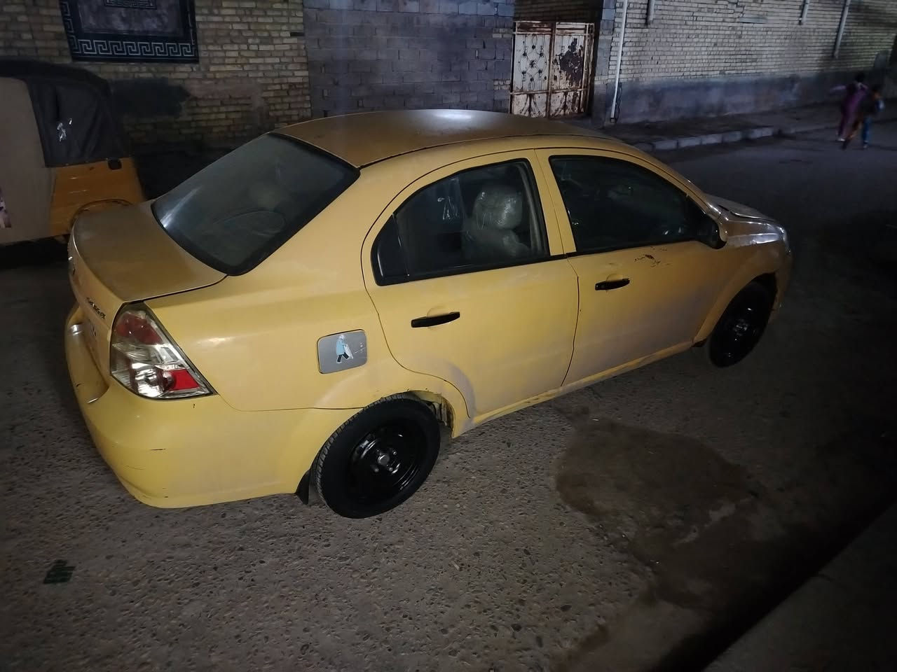 أفيو موديل ١١ وارد خليجي سيارة بسمي رقم جديد انكليزي مصفرة من كلشي بيهة بس البنيد طار بس باقية علة حطتت مكينة زينة كير ستوني شادلها حديدة جديدة تبريد شغال بس طك بي البوري عوزهة بس شوية ترتيب قليل كهربائيت كلهن شغالات تخم تاير جديد سيارة سعرهة ٤٦ وبيهة مجال


**إذا كنت صاحب هذا الإعلان وتريد حذفه لأي سبب، رجاءا أرسل رسالة إلى الدعم الفني**