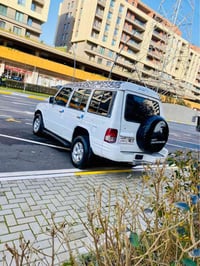 موديل ٢٠٠١ • دبل اكسل 4×4 • مكينة بخاخ