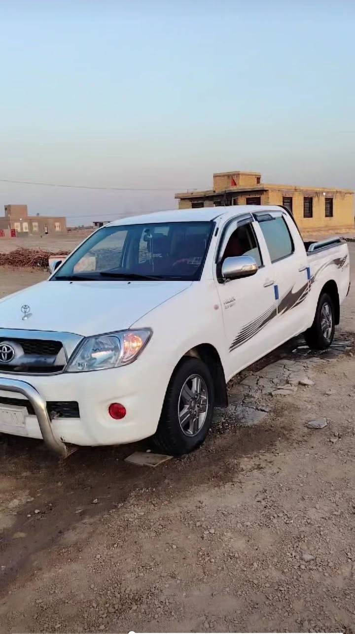 اللهم صلي على محمد وآل محمد
رمضان كريم 

سلام عليكم 

هايلوكس فلاونزه موديل 2011 

سونار مرفق بل منشور 

كويتي فول مواصفات شاصي 19

محرك ما مفتوح شرط لا تنقيص ولا تبخير 

حداديه كامله طخم تاير كرهبائيات كله شغاله 

رقم مثنئ سنويه 2027  رقم مميز 

تبريد ثلج 

كير خير من الله 

سعر 165 وبيه مجال 

سياره جاهزه 
مكان ناصريه غراف طلاحبه 
نتصل وتدلل ***********
