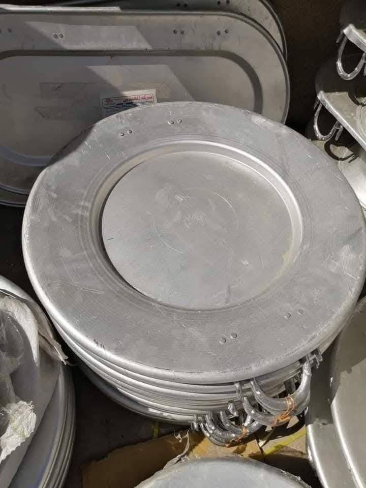 صياني أم عراوي جديد مال معمل 
قياس 120سم مستطيل 
قياس 95سم مستطيل 
قياس 90سم مستطيل 
قياس 80سم مستطيل 
قياس 75سم
قياس 70سم
قياس 60سم
اي قياس تريد واي وزن نشتغلك 
توصيل على نقليات الي جميع المحافظات
***********
***********
