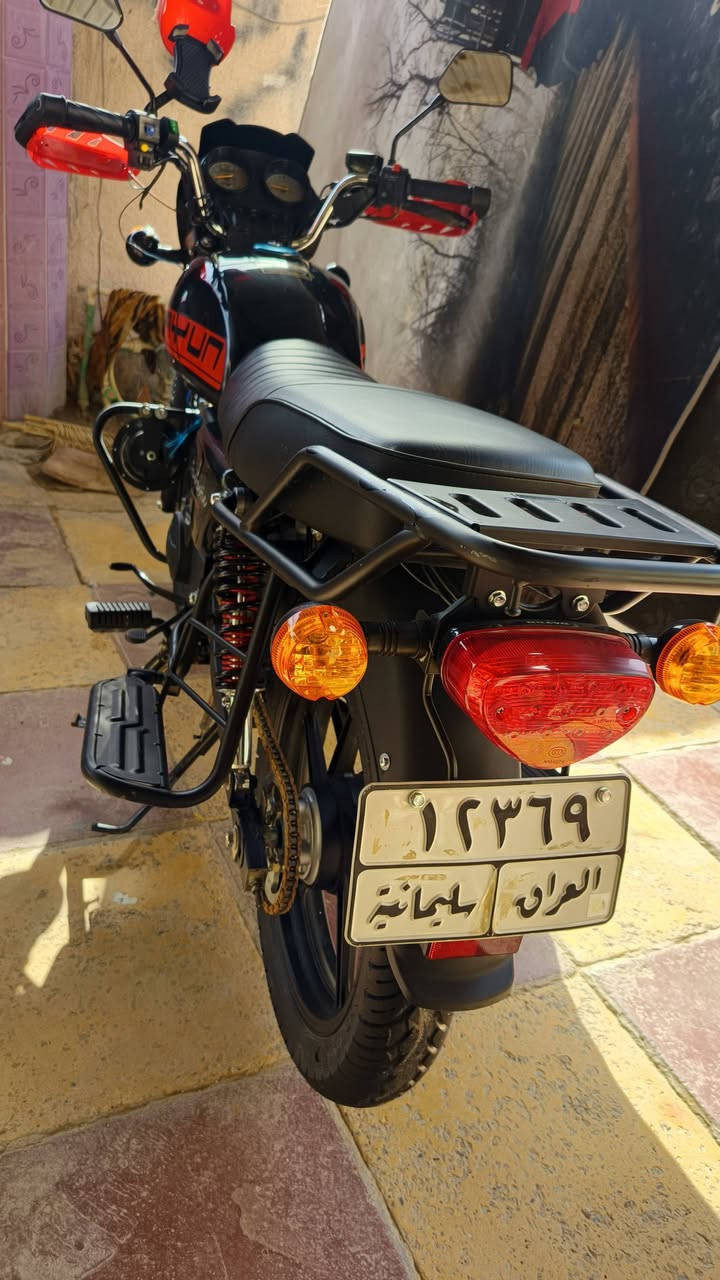 سلام عليكم دايوان 2025 ماشيه 7000 رقم سليمانيه متوازي ع بيعته سغر 2200
***********
