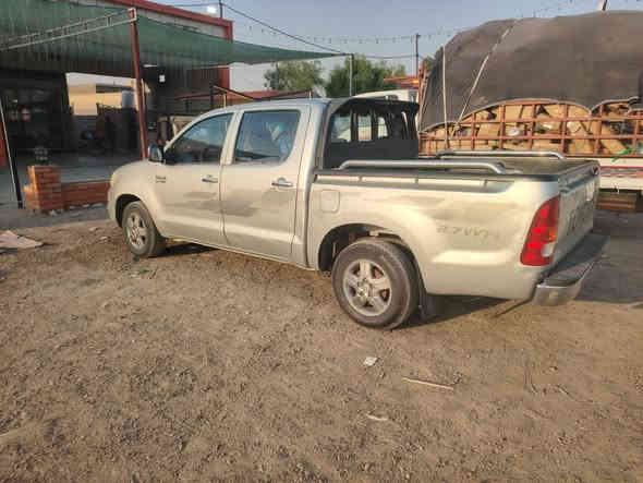 السلام عليكم سيارة م ٢٠١١
سنويه ل٢٨ كير عادي
فقط بارد بيهه
رقم ديالى الدولي
هاتف للتواصل ***********
السعر ١٥٥ بيهه مجال
