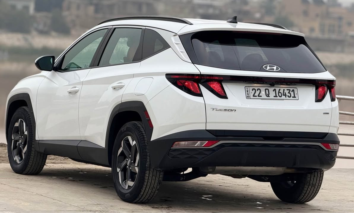 هونداي توكسان 2024 فول عدا الفتحه
محرك 2500 بصمه وتشغيل عن بعد جنطه كهرباء كرسي كهرباء وتدفئه. كشنات جلد ويل كروم. رادار امامي وخلفي وبل مري تحديد مسار. تبريد قطعتين 
السياره كلش جديد بيه 2 باب صبغ
***********☎️حسنين
بغداد- كاظميه بغداد, العراق
