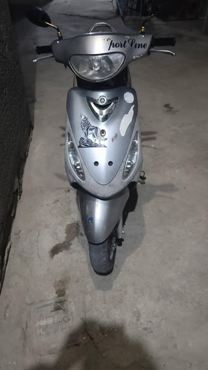 ماكس منغولي كفاله عامه على وضع الحاويه كلشي بلادي 
مبدل دهن بس ٣ مرات دراجة جديده مكان الرميثة ب 750 وبيهه مجال


**إذا كنت صاحب هذا الإعلان وتريد حذفه لأي سبب، رجاءا أرسل رسالة إلى الدعم الفني**