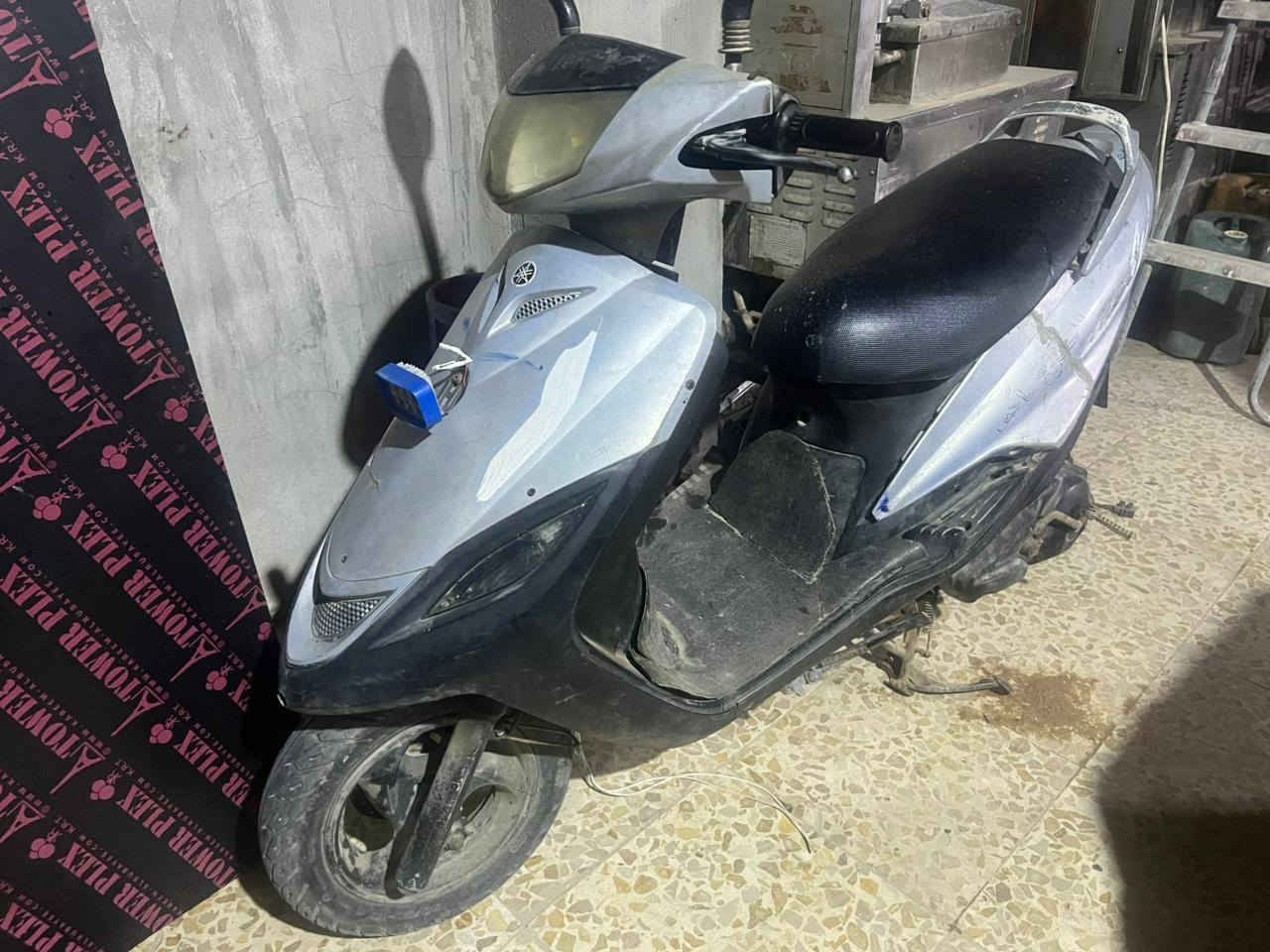 السلام عليكم
دراجه ماكس ثعلب 
دراجه نضيفه فقط واير انكطع بل كهربائيات 
سرعه ١٤٠ 
سعرها ١٥٠ وبيها مجال
مكاني قرب مجمع بسمايه
دراجه كابريتر جديد نضيفه فقط كهربائيات


**إذا كنت صاحب هذا الإعلان وتريد حذفه لأي سبب، رجاءا أرسل رسالة إلى الدعم الفني**