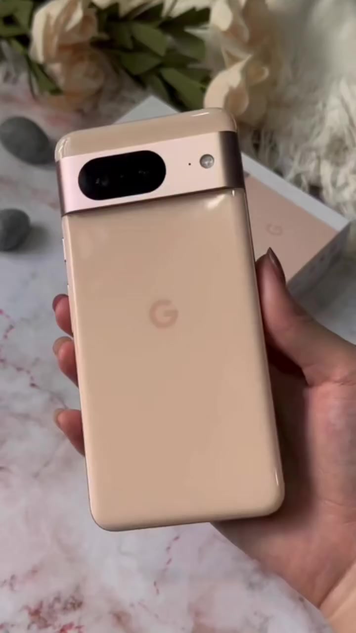 Google Pixel 8

نظام التشغيل: Android 16 مع دعم تحديثات لغاية 2030
الشاشة: 6.2 بوصة (OLED) بتردد 120Hz.
المعالج: Tensor G3 (مدعوم بالذكاء الاصطناعي).
الكاميرا: 50MP خلفية / 10.5MP أمامية.
البطارية: 4575mAh مع شحن سريع ولاسلكي.
الذاكرة: 8GB رام / 128GB تخزين.

السعر 375.000 دينار
جديد، غير مستخدم


**إذا كنت صاحب هذا الإعلان وتريد حذفه لأي سبب، رجاءا أرسل رسالة إلى الدعم الفني**