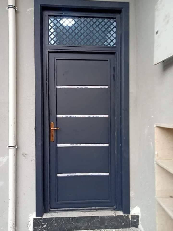 ب250 الف فقط عرض لمدة 3 ايام وترجع الاسعار القديمة 
التفاصيل 
باب طول 2 متر
عرض متر  
الحديد ثقيل 2 ملم( حقيقي) شرط الفحص
صبغ اساس +لون اسود
كيلون  + كوبون 
الباب كامل ب250الف 
البيع مبب250 الف فقط عرض لمدة 3 ايام اشر 
■بدون نقل او شد ■نكرر العروض بدون نقل وشد رجاءا البصرة, العراق


**إذا كنت صاحب هذا الإعلان وتريد حذفه لأي سبب، رجاءا أرسل رسالة إلى الدعم الفني**