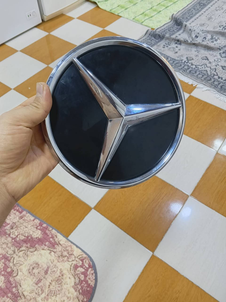 للبيع  علامة مرسيدس رادار 
سعر خاص


**إذا كنت صاحب هذا الإعلان وتريد حذفه لأي سبب، رجاءا أرسل رسالة إلى الدعم الفني**