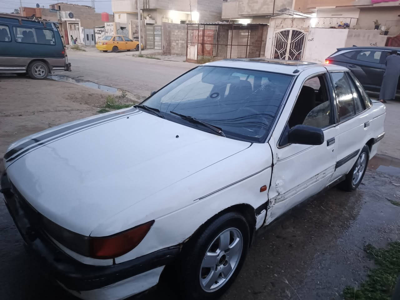 السلام عليكم للبيع مستعجل سياره ياباني مستبوشي لانسر مديل 92 كير توماتيك رقم مسطره موصل اني الشرعي تحويل وكاله شرط غرامات مصفره وايرمنيه كامله ستيرن بور باتري جديد دواخل جديده السعر 30ورقه نهايتها رقم الهاتف *********** بي واتساب  الموشراي لايتعبني
