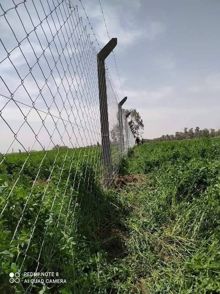 عمل ونصب اسيجه البيارسي بأنواعه الاسعار حسب نوعيه سمك السيم نعمل في جميع محافظات العراق للاستفسار الاتصال
واتساب***********.
