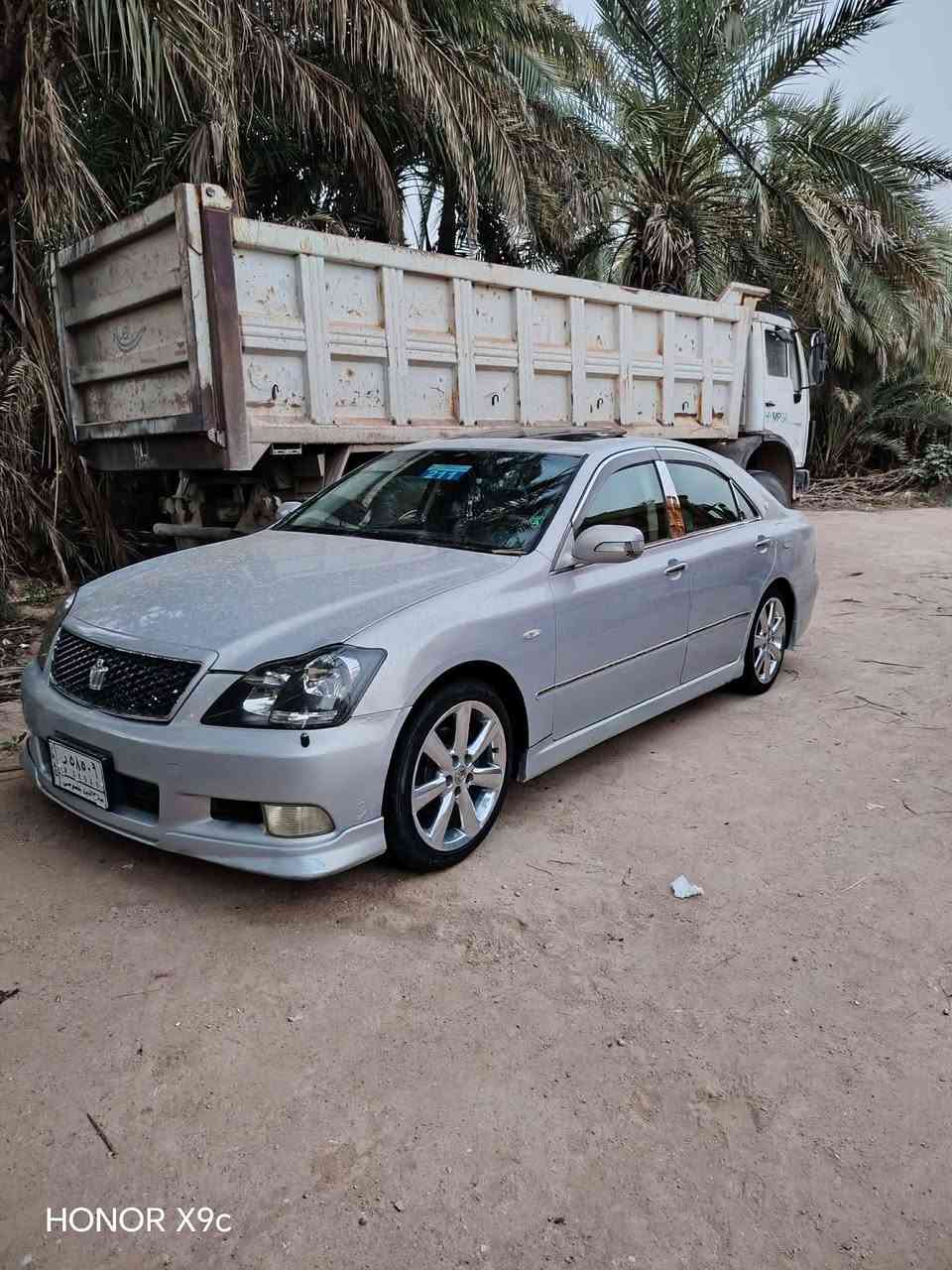 سلام عليكم شاهين للبيع موديل 2005 رقم صلاح الدين مفحوصه باقي بس كمرك سياره مكفو كفاله عامه فول مواصفات شاصي 82 سعر 90 وبيها مجال الاستفسار على هذا الرقم ***********
