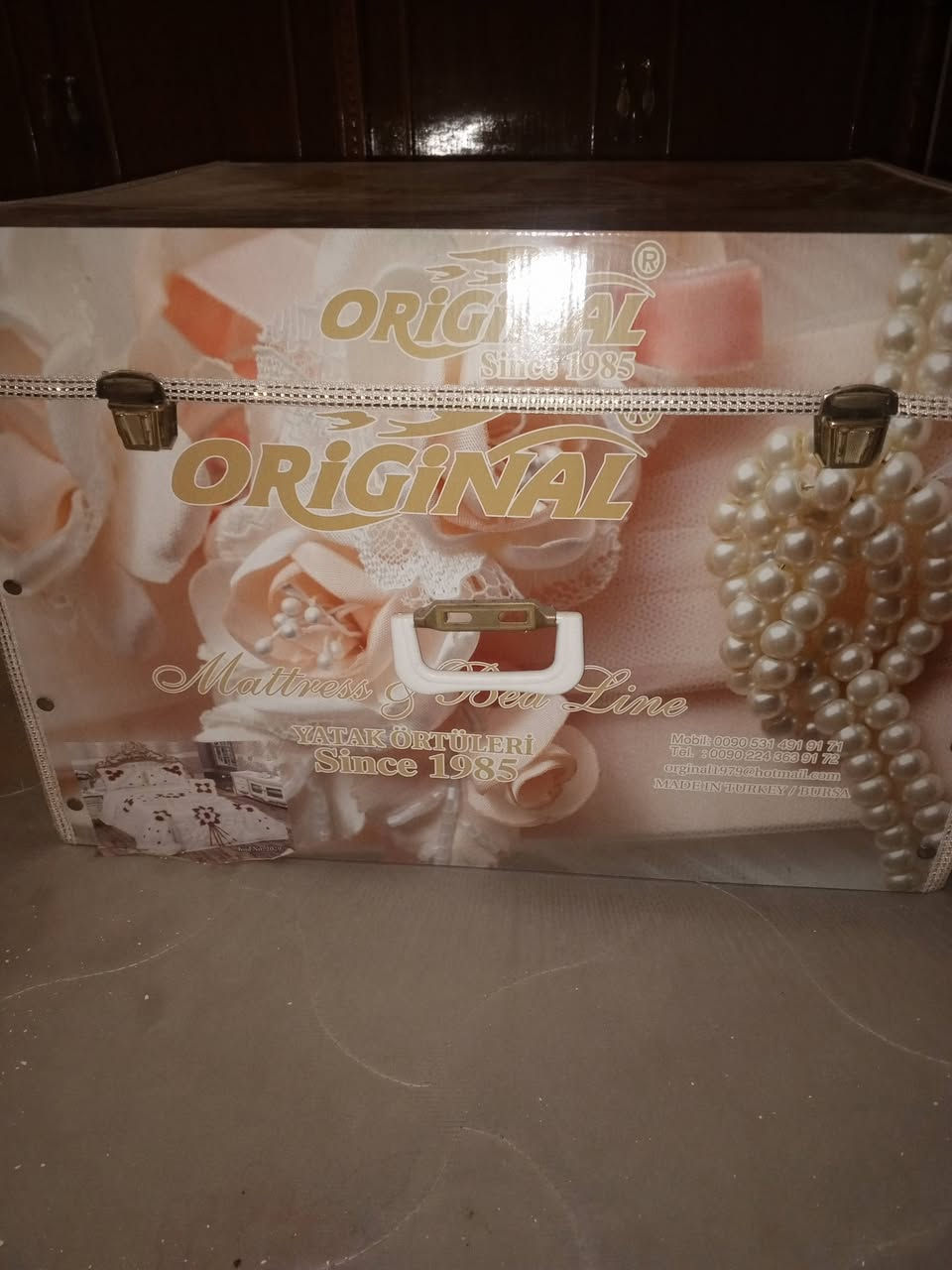 سلام عليكم
نزلات ثنين للبيع بعدهن جدد مفروشات مره وحده فقط 
وحده مشتريه ب90 ورايده ب50 
والثانيه مشتريه ب50 وريده ب30 
***********موجود ع واتساب
