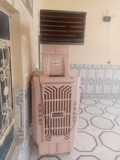 مبرده للبيع نظيفه مشتغله قليل جديده كلش السعر 300 رقم التلفون ***********
