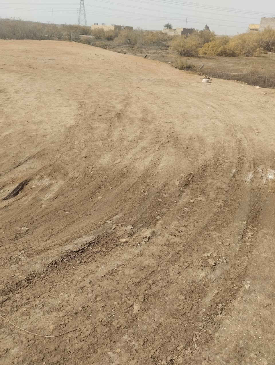 السلام عليكم للبيع قطعه ارض طابو زراعي سند 25 مداور المكان حي منصور ع نزلت ابوالمخضر المساحه 370 متر سعر 10مليون *********** بي واتساب مدفون سبيس ومحدوله
