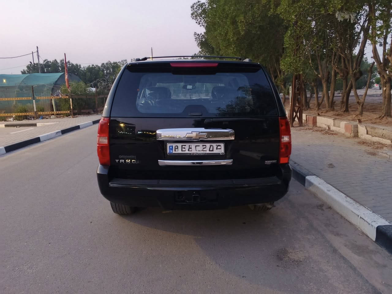 السلام عليكم تاهو موديل 2011 كفاله من القص دخول جديد جاهزه السياره اي نقص ما بيهاهمكينه جير حداديه تخم تاير كفاله سياره اي نقص ما بيها جديده ورقم سنويه اربيل بيها المكان بصره سعر السياره 100 وبيها مجال بيع رقم الهاتف***********
