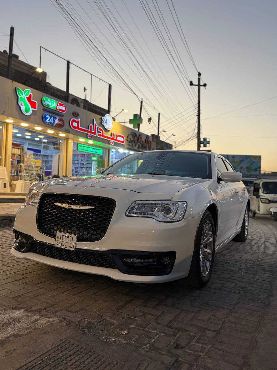 السلام عليكم 
اوباما مديل 20 اصل 
فول مواصفات للاخير 
ماشيه 73 ميل 
مرقم بصره وكامل 
صور الحادث مرفوقه 
السعر 255 وبي مجال 
العنوان البصره المعقل 
***********
