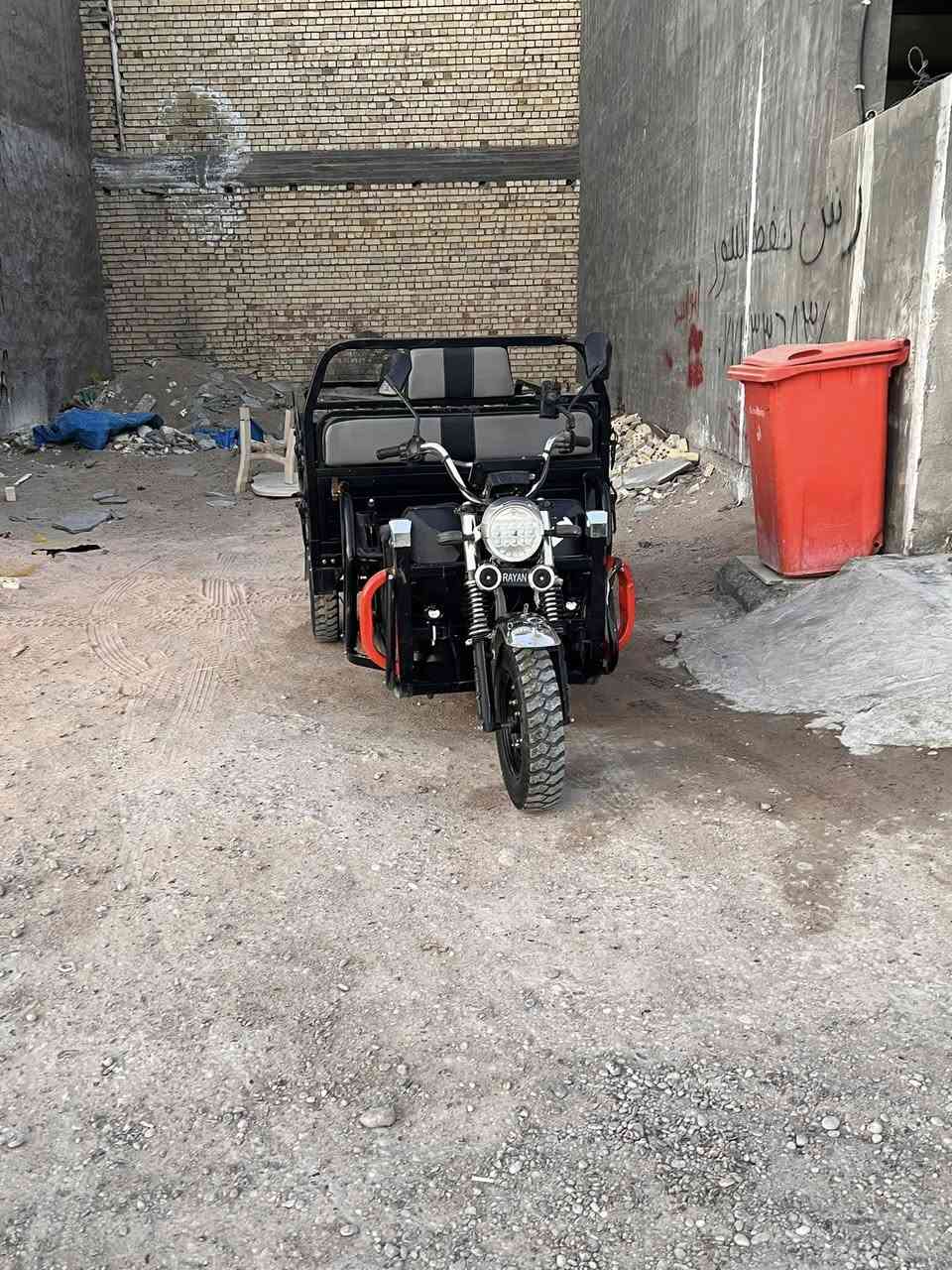 ⚡ للبيع ستوتة شحن كهرباء ⚡
ستوتة شحن كهربائية بحالة ممتازة،�🔹لون اسود 
🔹فحل�🔹 استخدام قليل�🔹 البطارية على الشرط عدد 6 بطاريات - حجم التاير 12�🔹 مناسبة للحمل البضاعة 1 طن �🔹 موفرة واقتصادية
💰 السعر: (1800) مليون و 800 ألف وبيها مجال�📍 الموقع: (الغزالية - مدير الأمن)
للتواصل: 📞 (‭0788 629 6862‬)�الجادين فقط 🙏
