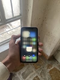 آيفون ١١ • ١٢٨ • فيس ايدي شغال