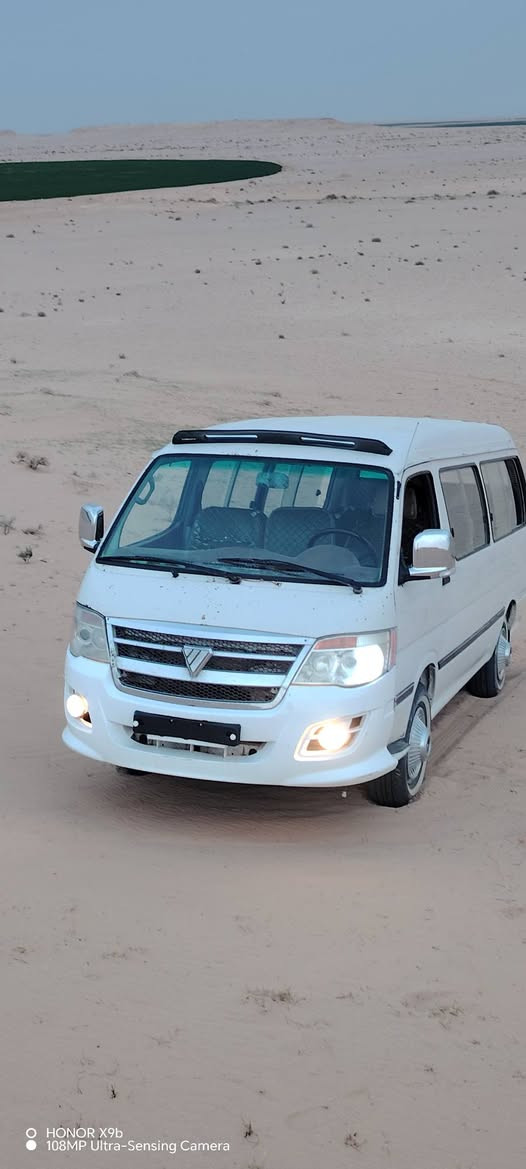 سلام عليكم فتون للبيع 2013رقم احمر راعيه بغداد ما وصله كير مكينه حداديه تخم تاير كلله جديد سياره حلوه اكسن بي ونه مكان السياره نجف السعر ٢٨ وبيه مجال ***********
