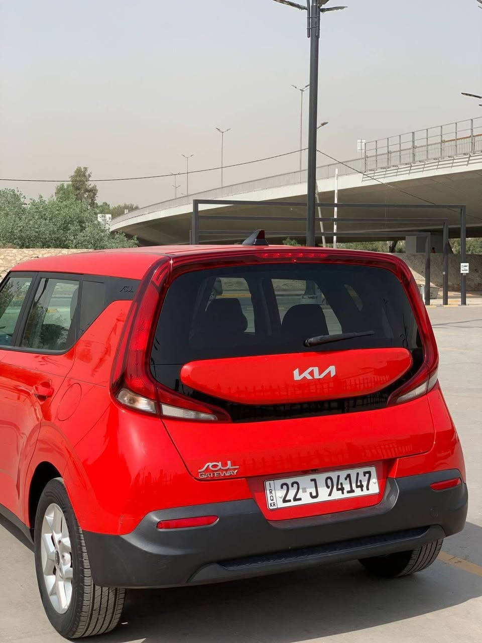 للبيع كيا صول موديل ٢٢ رقم اربيل باسمي محرك ٢٠٠٠دوش  تحكمات استيرن شاشه كبيره نضام توقف ذاتي رادارات تحديد مسار  شاشه كبيره خارطه تشغيل عن بعد كشن كهربائي   السياره مكفوله لا شواصي ولا لغود  ولا اي ايرباك طاك ولا اي ضربه قويه السونار بل صور وايضا رقم الشاصي موجود بغداد كراده للاتصال *********** السعر ١٥٥ وبيه مجال
