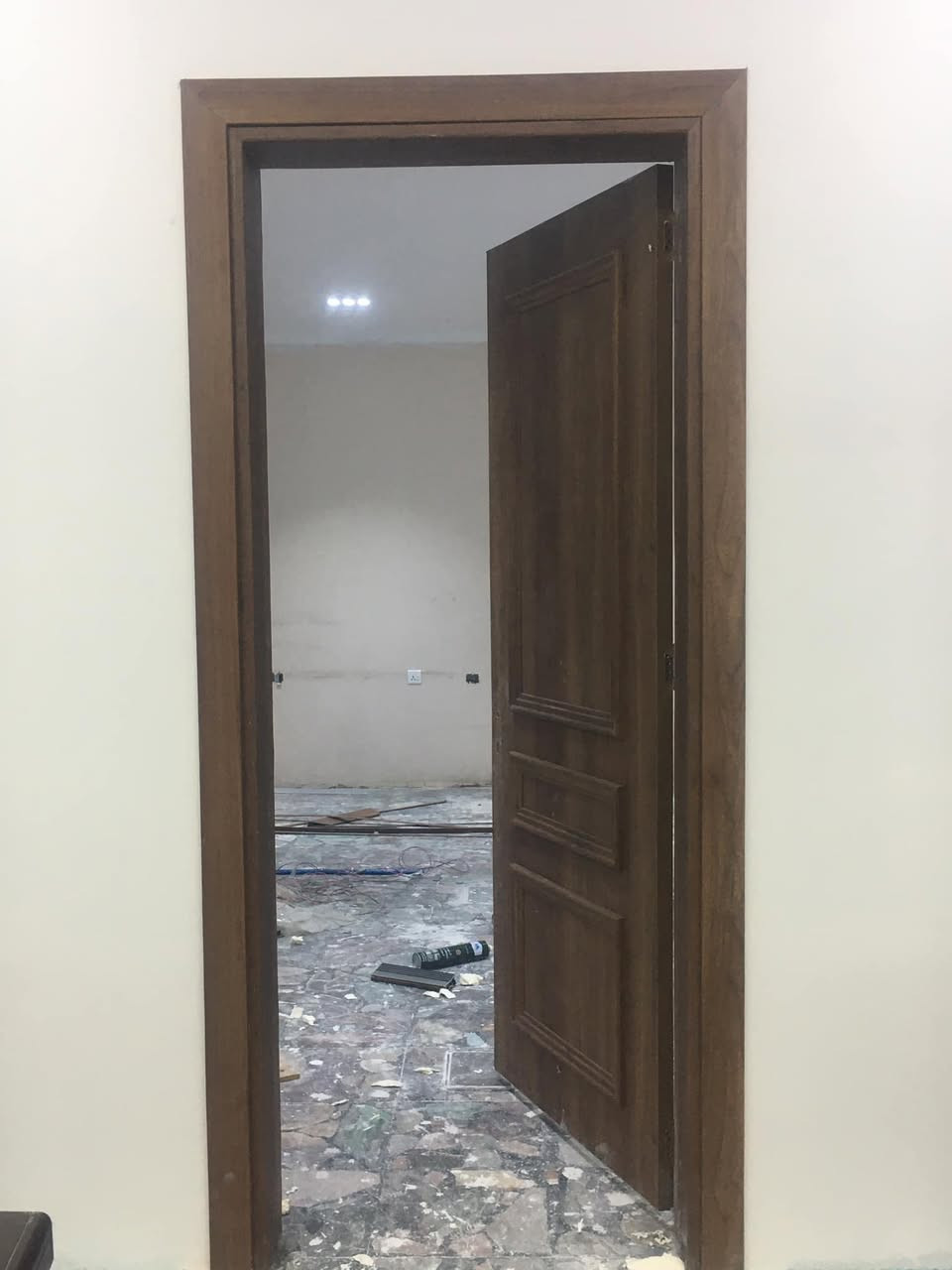 تنصيب الابواب التركيه الجاهزه بغداد وتساب***********
