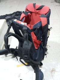 حقيبة حمل أطفال • ماركة Macpac • خاص