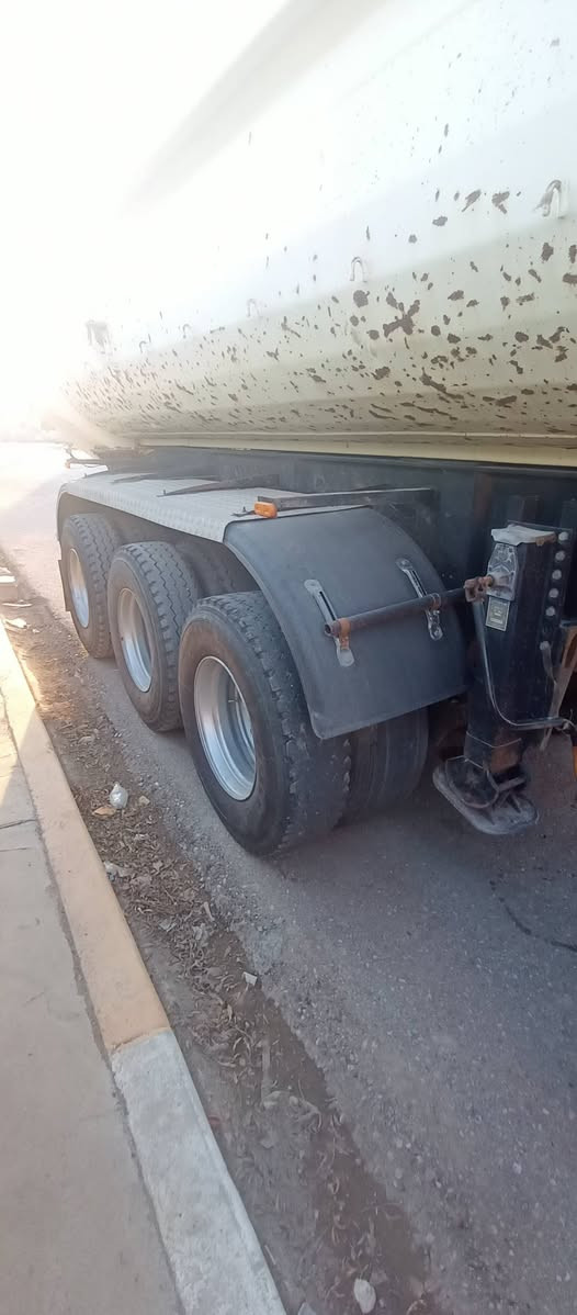 مان راس وعربانه مربوطه ثلاث لوحات باسمي تحويل ثاني يوم سياره جاهزه كبل لشغل خير من الله مكينه 410كيرفتيس4/4العنوان ديالى المقداديه أتصال ***********
