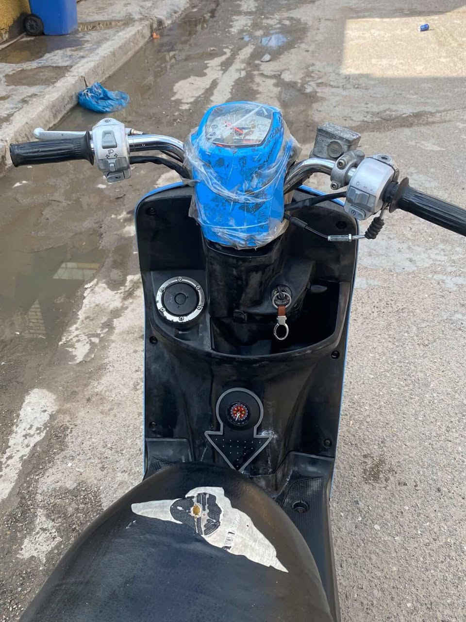 سلام عليكم بوليس للييع فقط مكينه بلاديه بلاديه بلاده ما مفتوحه لمكينه ولا  ممدود عليه سبانه جيب وياك 10000فيتر وتعال افحص دراجه نكره سلف بكل وكت لادختن ولا تنقيص ولا تبخير  مكاني بغداد زعفرانيه معروضه دىاجه ب 550وبيه مجال قليل ***********
