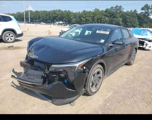 سلام عليكم 
للبيع K4     
حادث أمامي السيارة مواصفات Ex2025
هذا الشهر تدخل للميناء البصرة يوم 22/12/2025
ترهم ع كتّاب الشهداء وترهم حره بسمك
داخل الحاوية  السيارة 112$
حره بسمك واصل بغداد 147$
على كتاب الشهداء 131$ واصل بغداد
***********
***********
