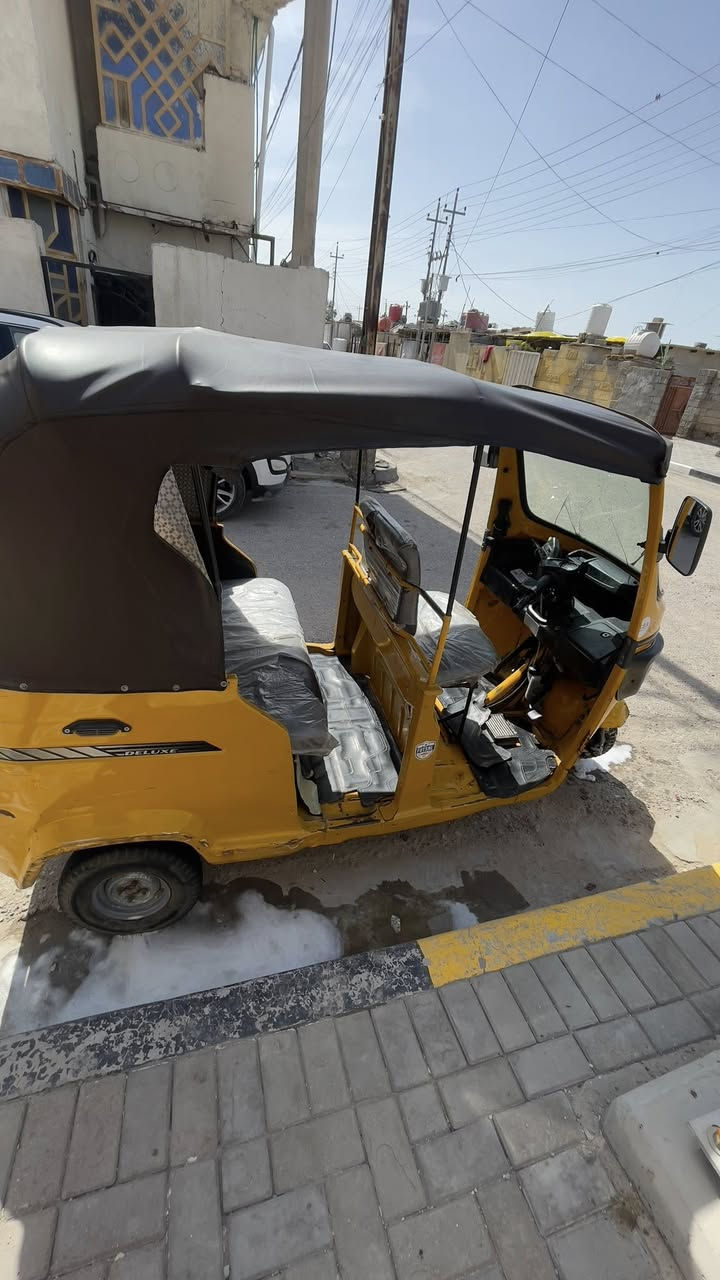 تكتك تي في اس مديل 20اوراق بصرة //محرك مجفت مرة وحدة ولبدي  شوفت عينك حدادية جديدة وايرات نمر وكلجات جديدة كلجات جديدة مكاني البصرة 5ميل 
الاستفسار // ***********..
